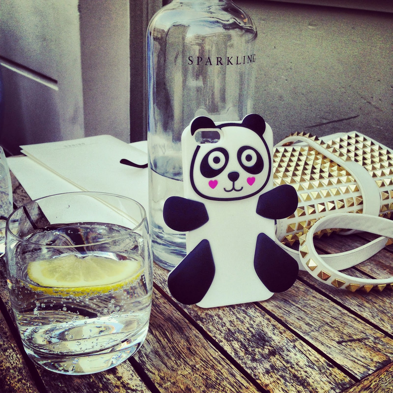 DAILY SCHMANKERL : Panda Love iPhone Hülle von Primark